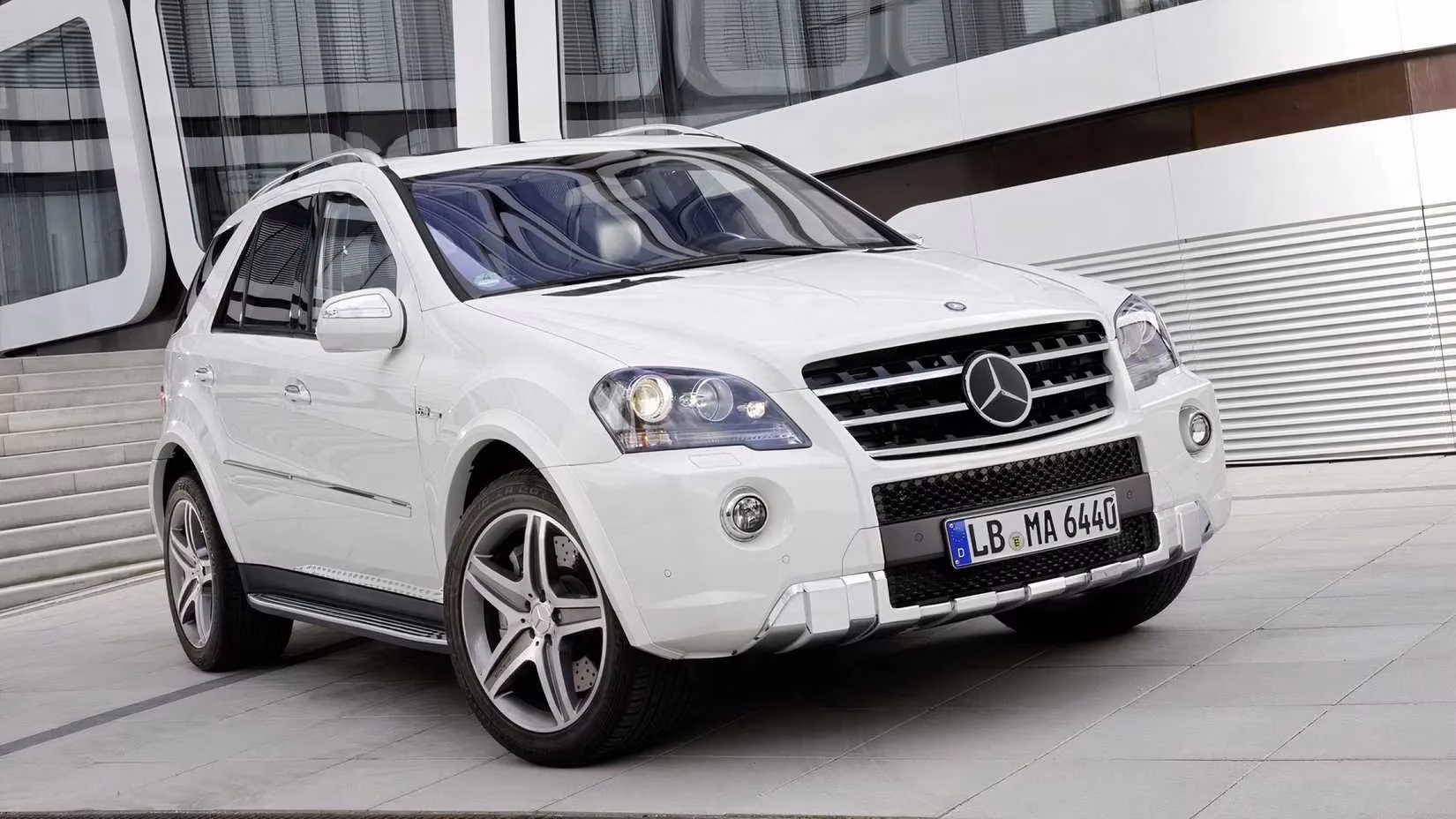 10-bombproof-mercedes-benz-models-you-can-still-daily-drive-in-2026-image-5