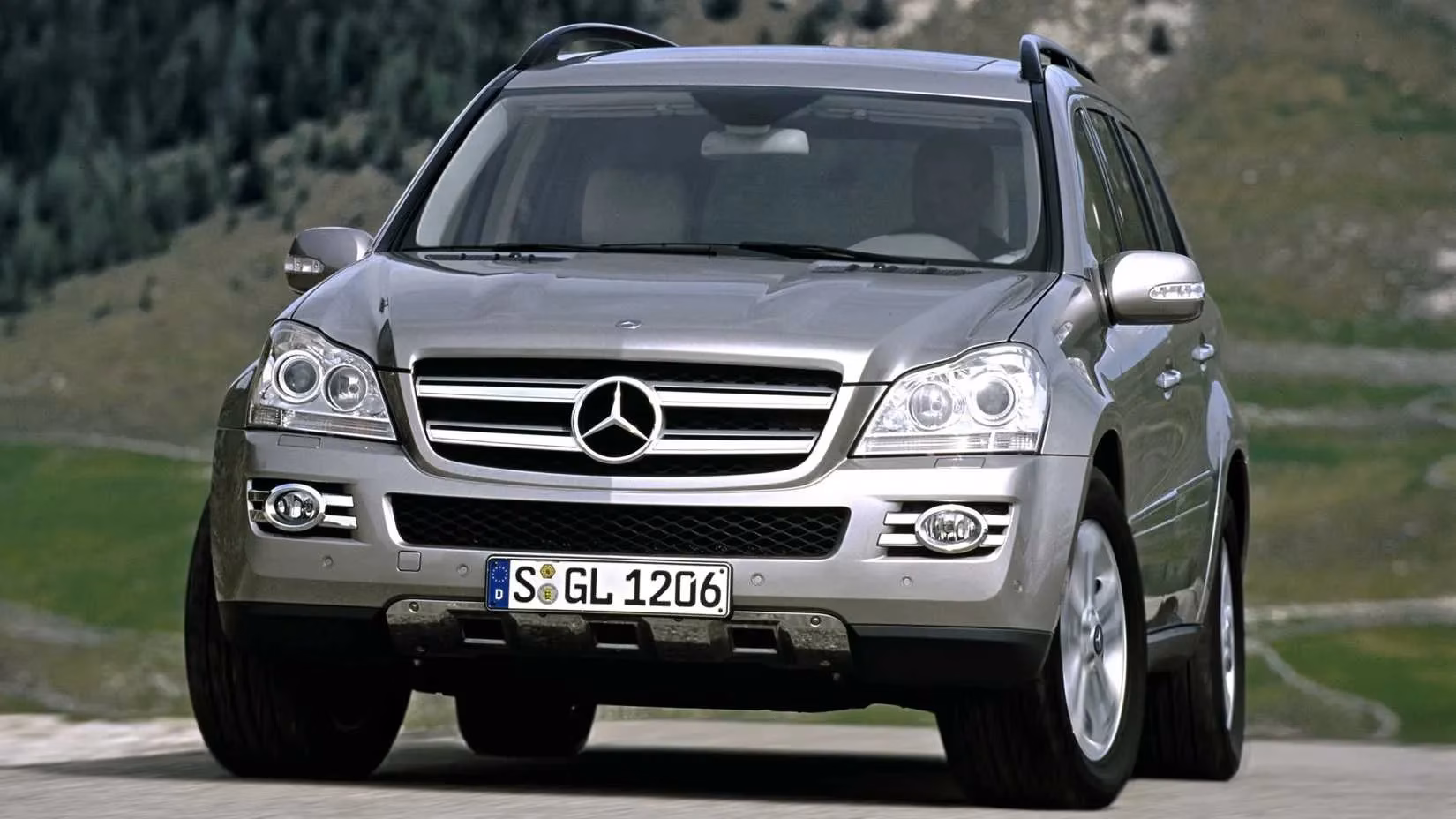 10-bombproof-mercedes-benz-models-you-can-still-daily-drive-in-2026-image-6