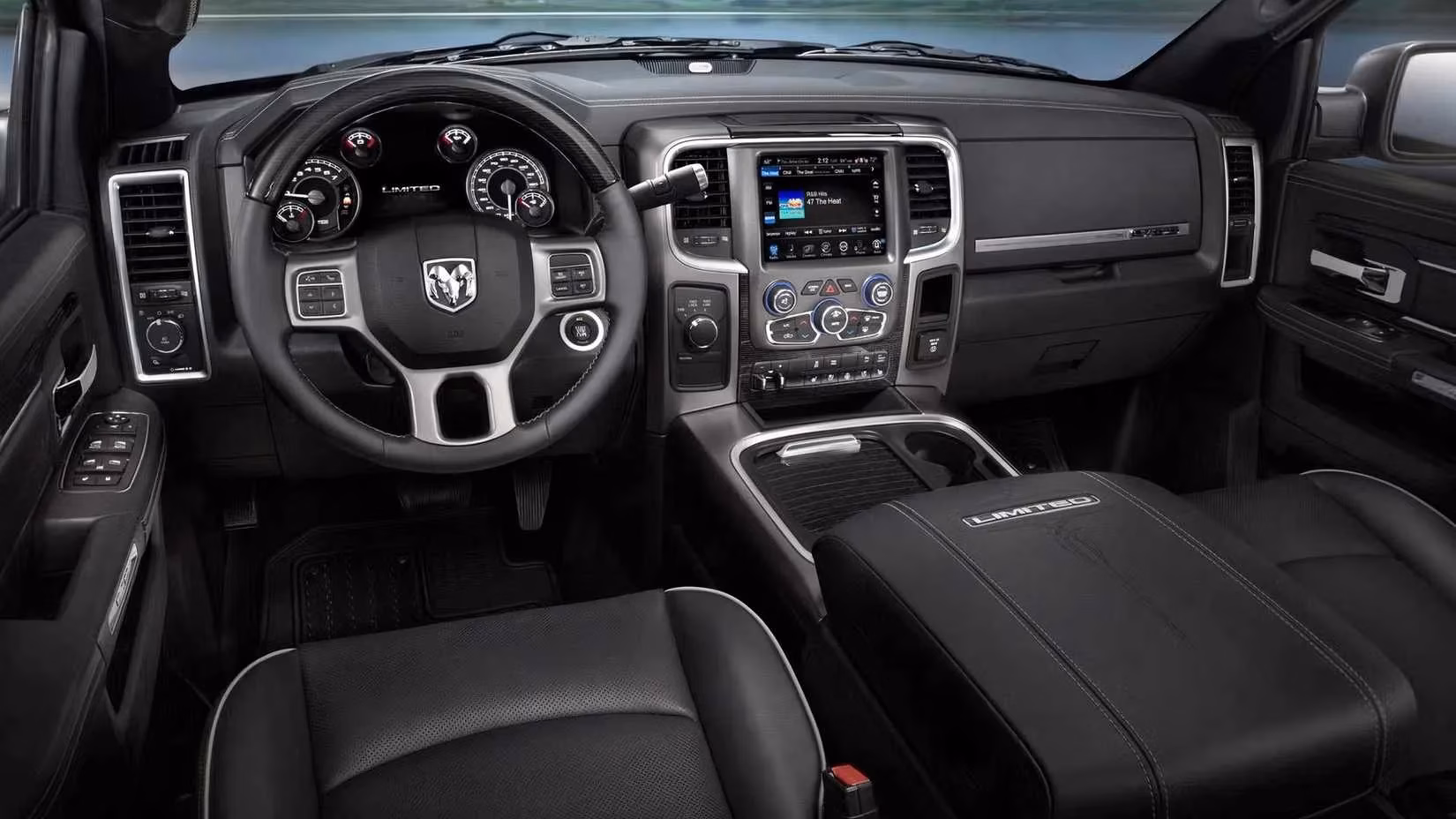 affordable-luxury-trucks-top-picks-for-comfort-style-without-breaking-the-bank-image-8