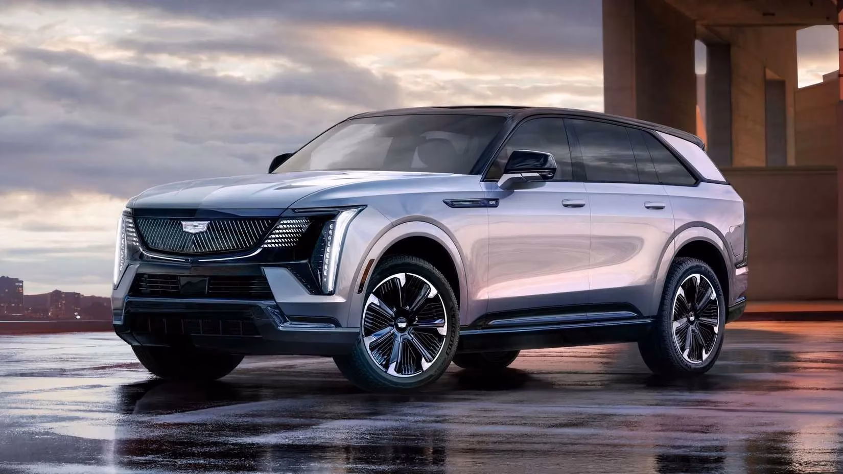 cadillac-escalade-iq-the-electric-titan-that-redefines-american-luxury-in-2026-image-0