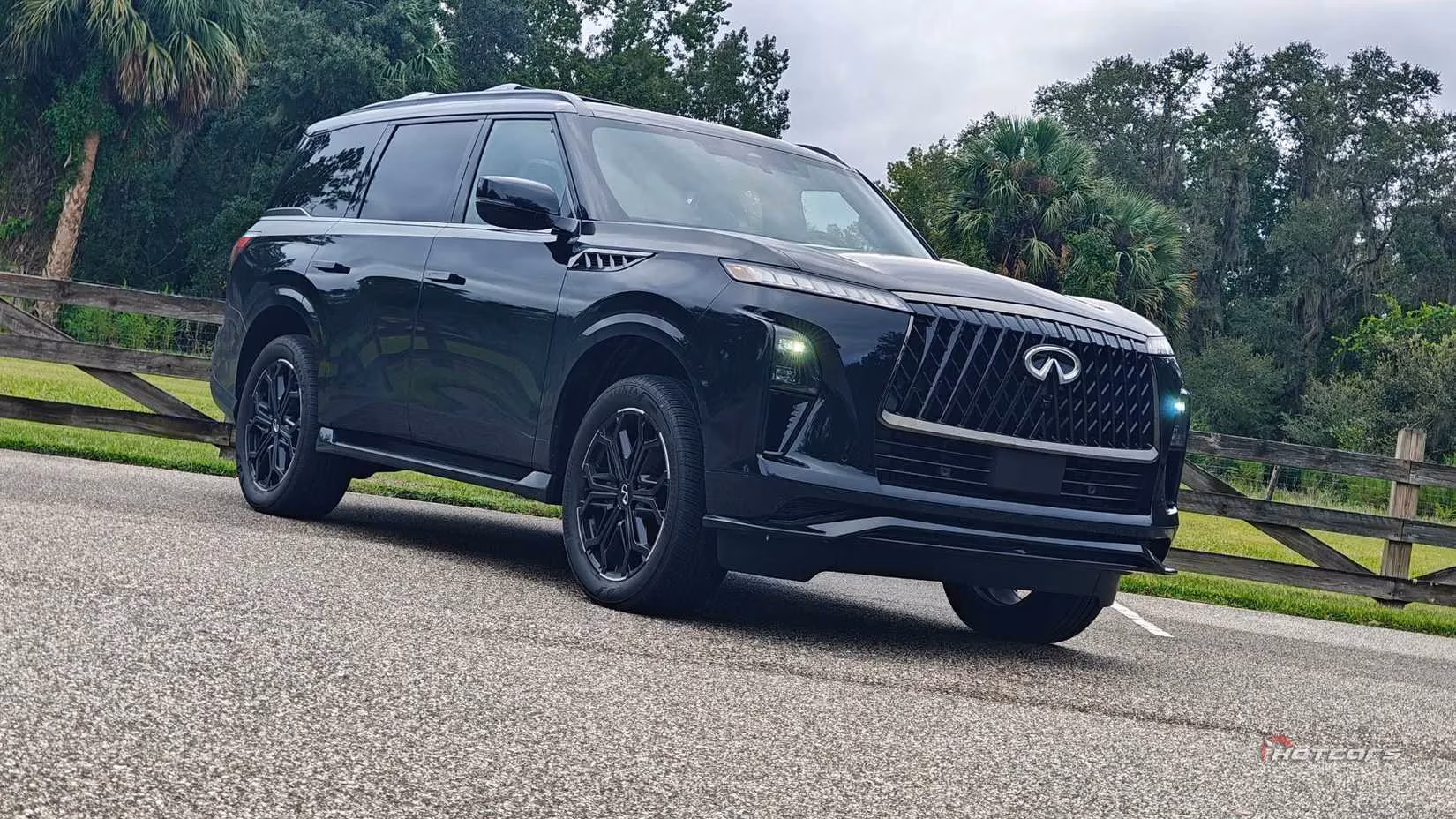 infiniti-s-qx80-r-spec-teaser-muscle-meets-luxury-at-sema-2026-image-1