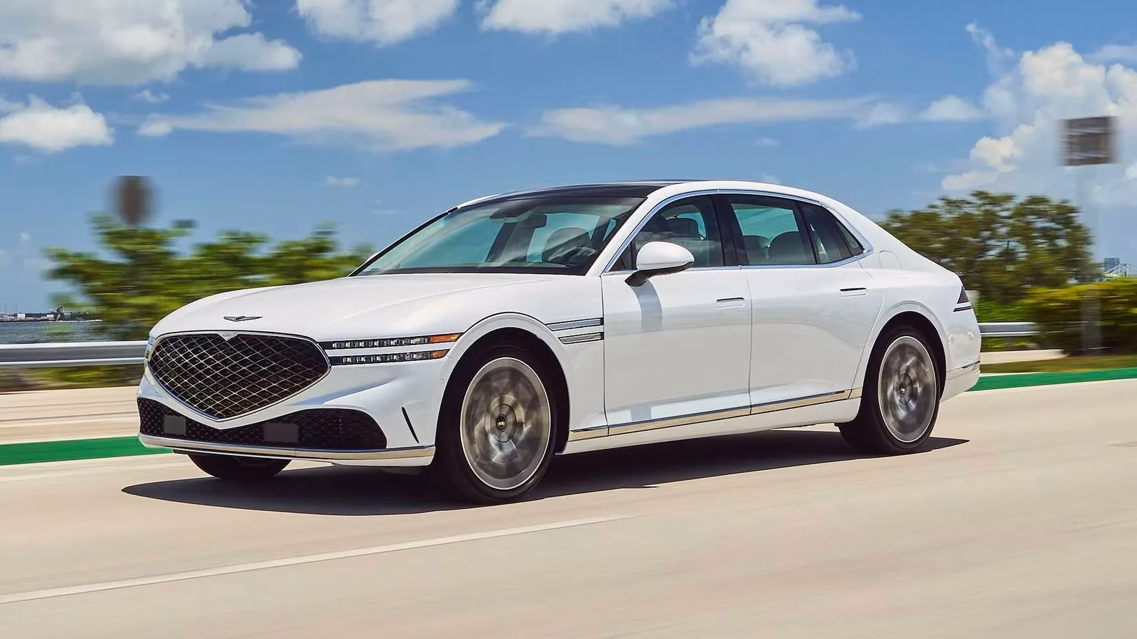 korean-sedans-that-mastered-luxury-and-performance-image-8