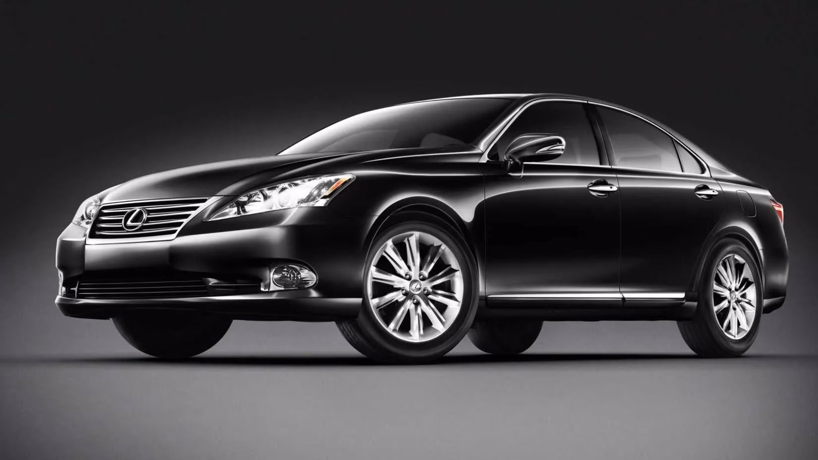 lexus-legends-that-won-t-quit-9-most-reliable-models-still-roaming-in-2026-image-8