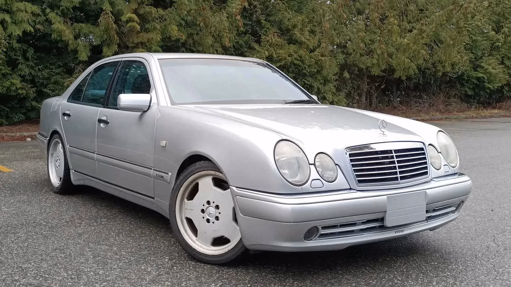 luxury-cars-built-to-last-that-depreciated-like-forgotten-heroes-image-1