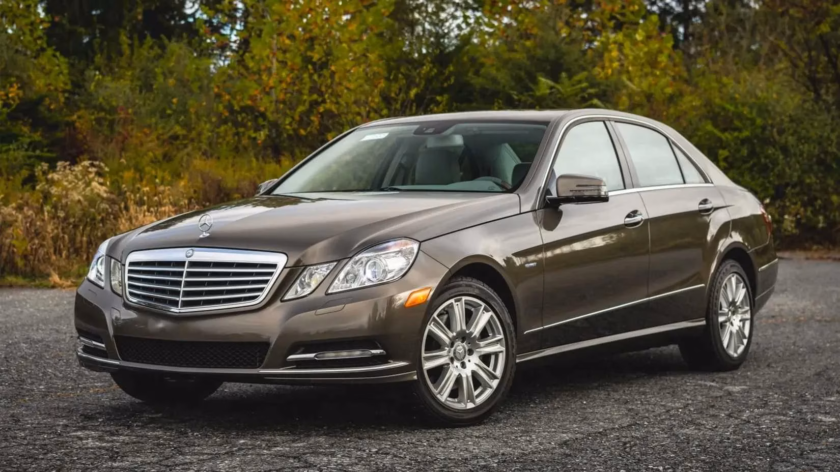 luxury-cars-built-to-last-that-depreciated-like-forgotten-heroes-image-5