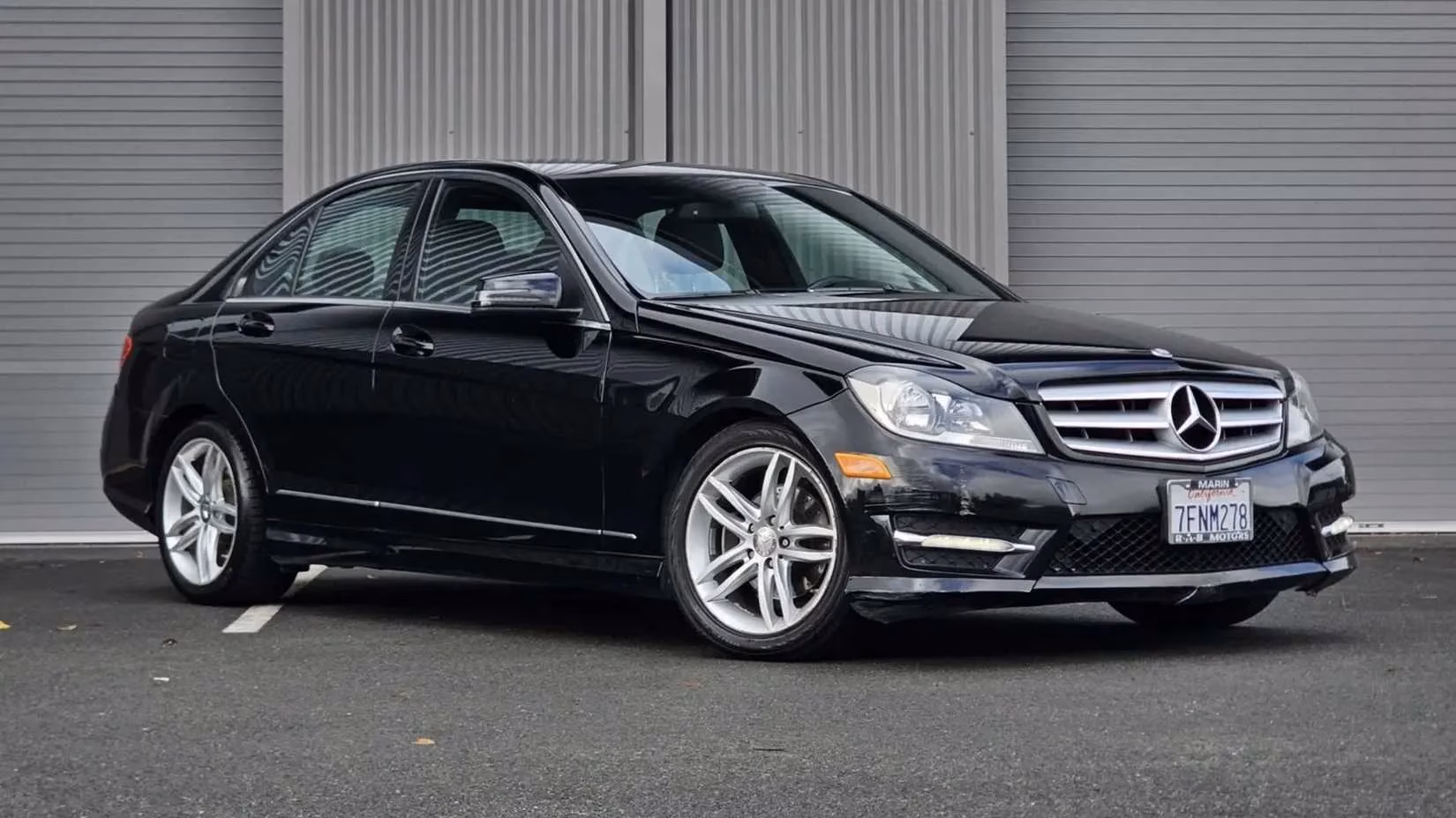 luxury-cars-built-to-last-that-depreciated-like-forgotten-heroes-image-7