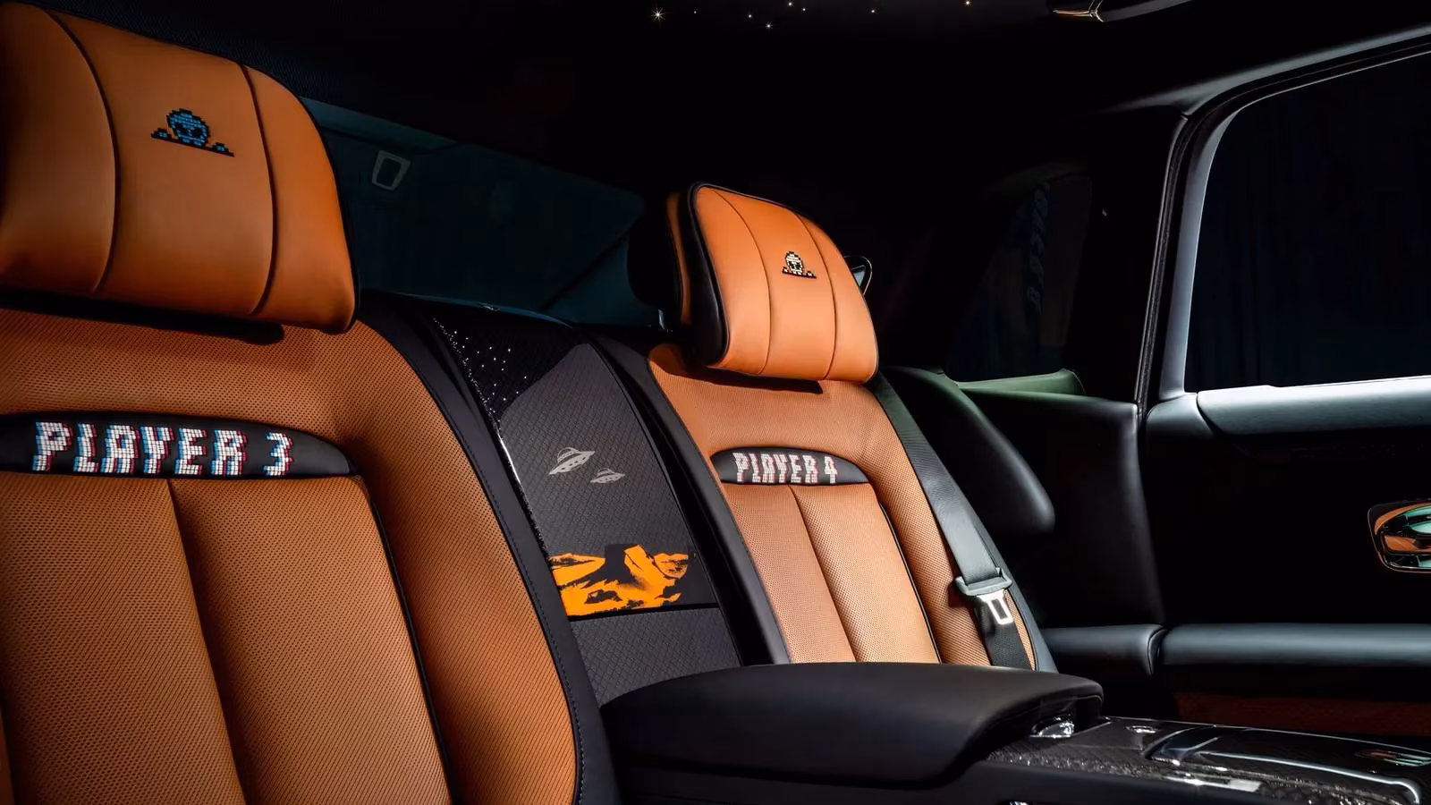 rolls-royce-s-pixelated-masterpiece-the-black-badge-ghost-gamer-commands-the-digital-highway-in-2026-image-0