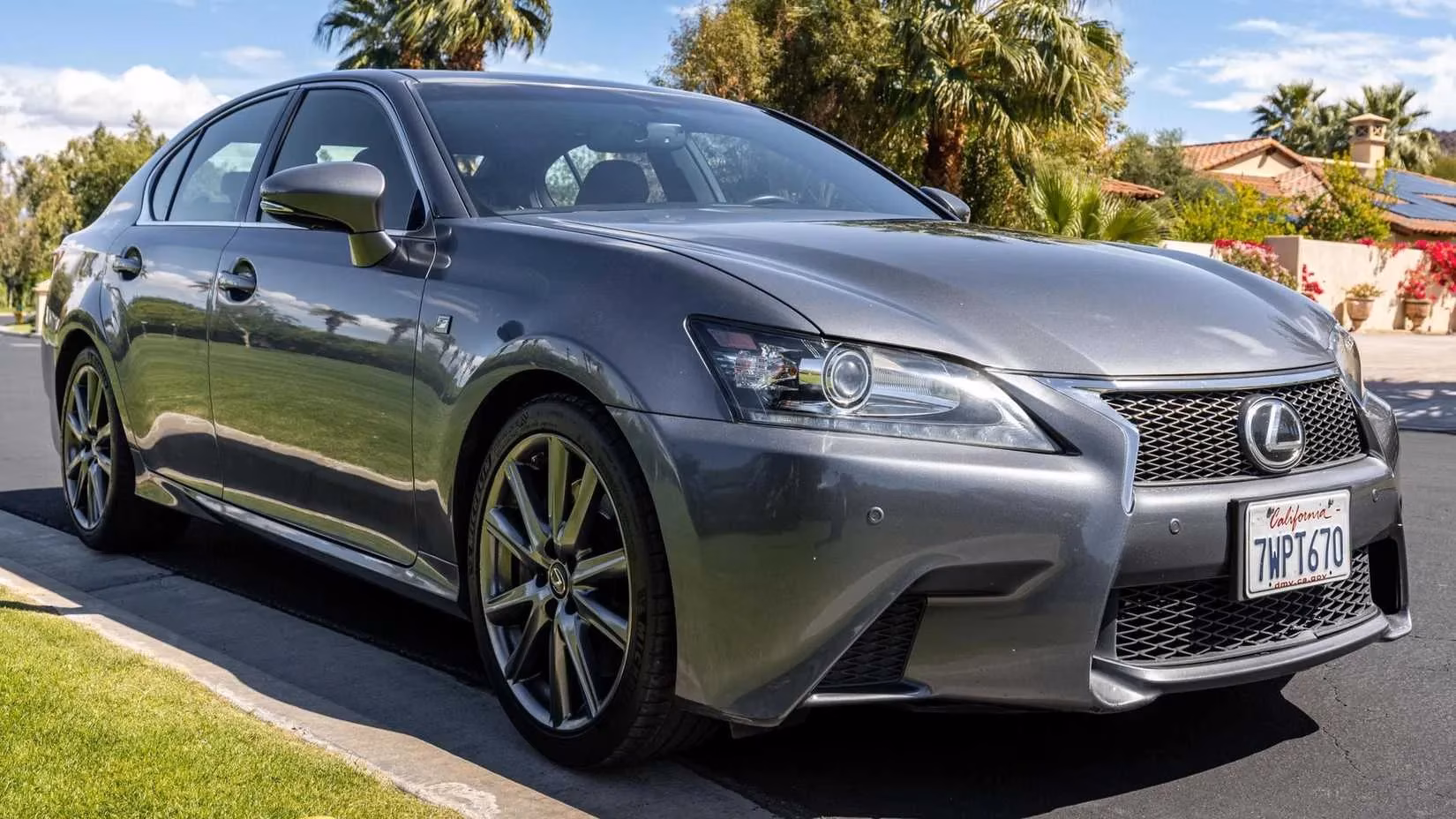 ten-luxury-sedans-that-deliver-comfort-excitement-and-lasting-value-image-2