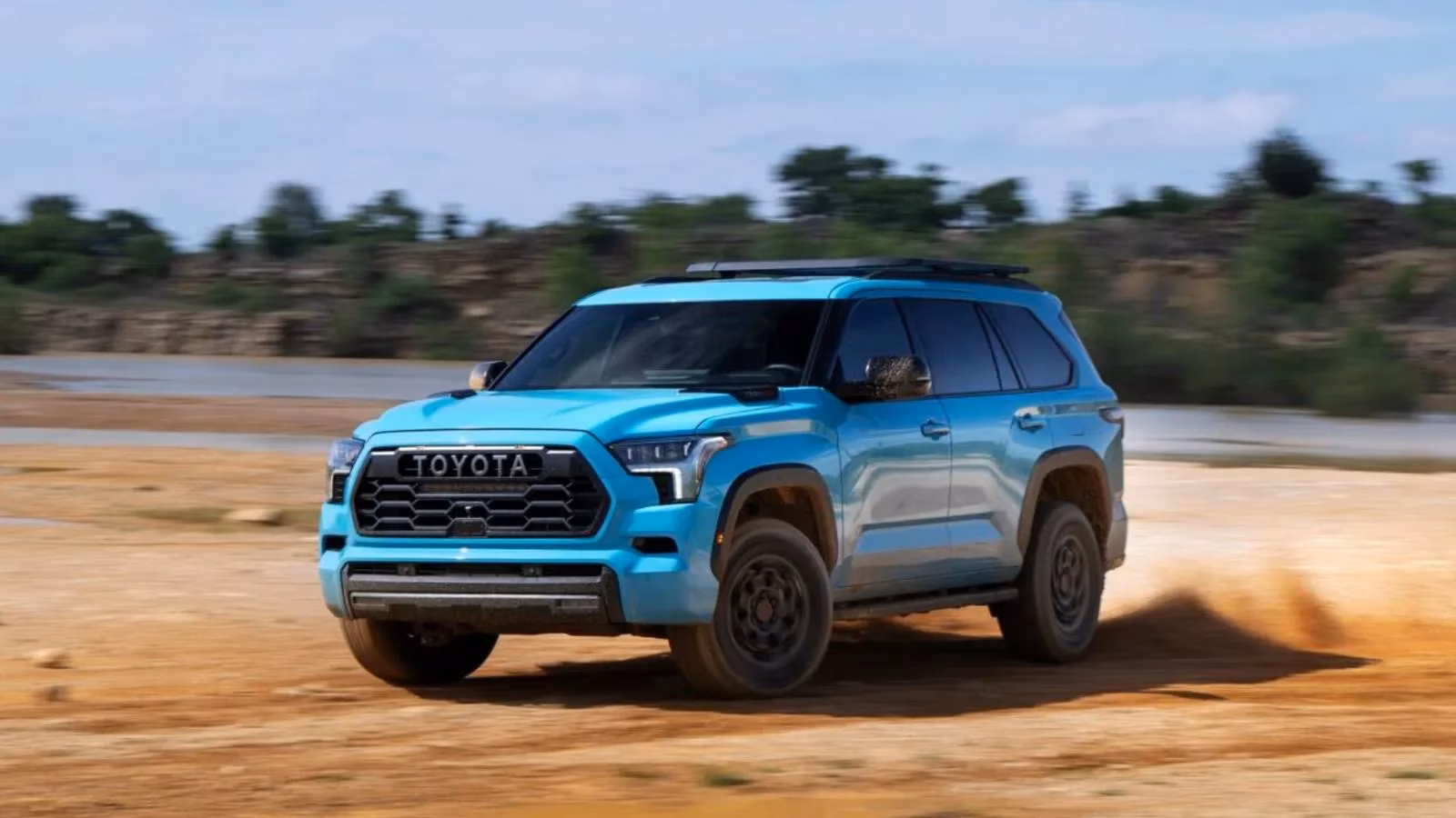 the-2026-toyota-sequoia-a-luxurious-and-potent-hybrid-suv-for-the-modern-adventurer-image-0