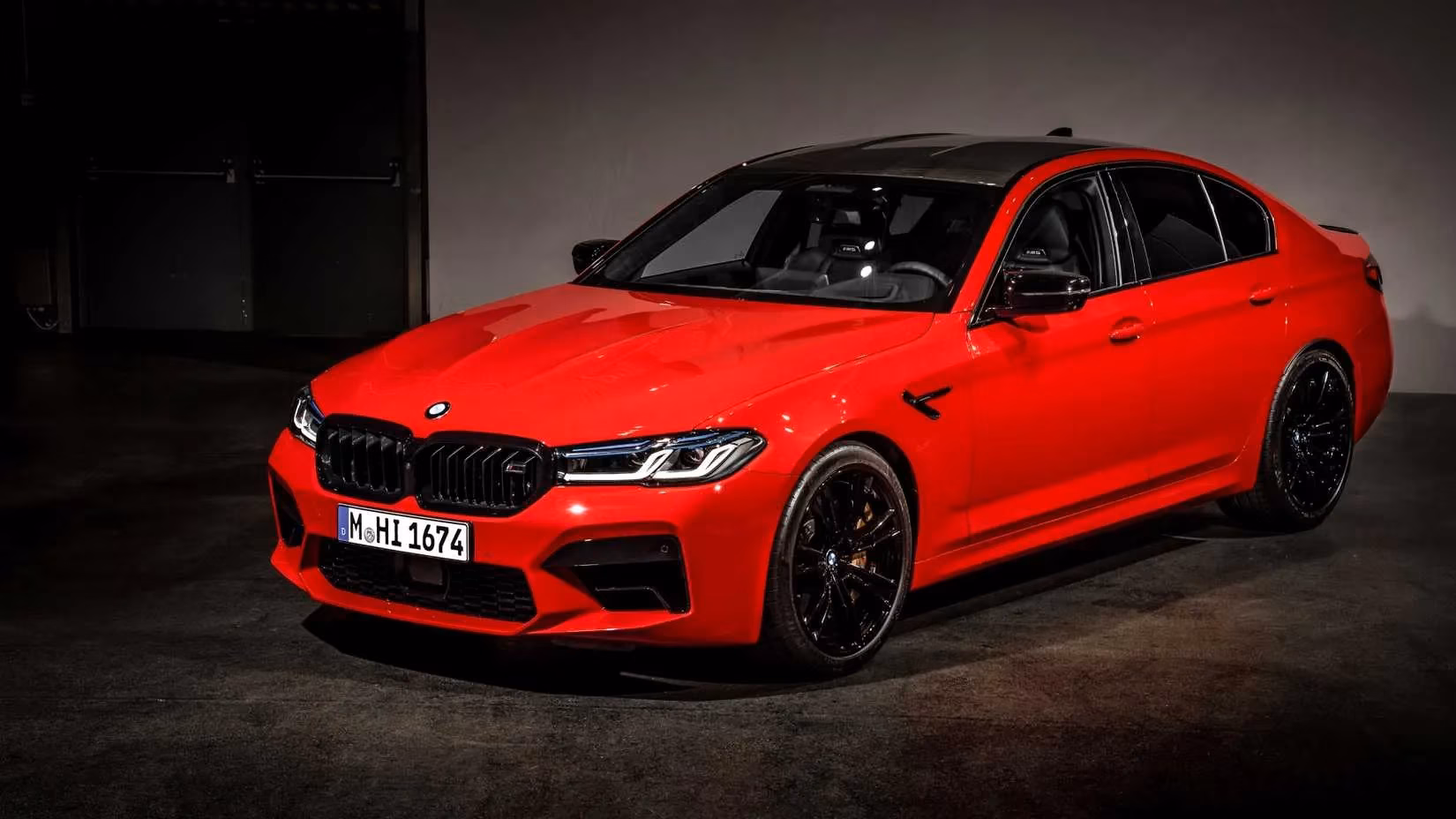 the-bmw-m5-that-outruns-a-corvette-a-practical-super-sedan-powerhouse-image-0