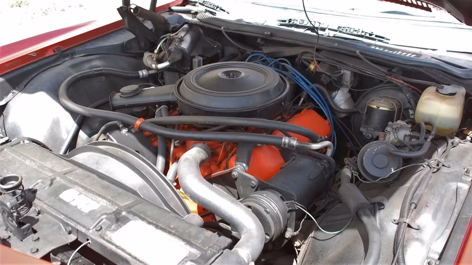 the-ten-biggest-sedan-engines-ever-a-love-letter-to-absurd-displacement-image-0