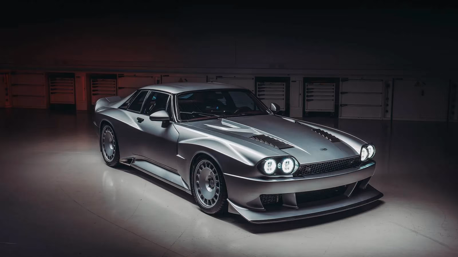 the-twr-supercat-a-poetic-symphony-of-power-and-heritage-image-0