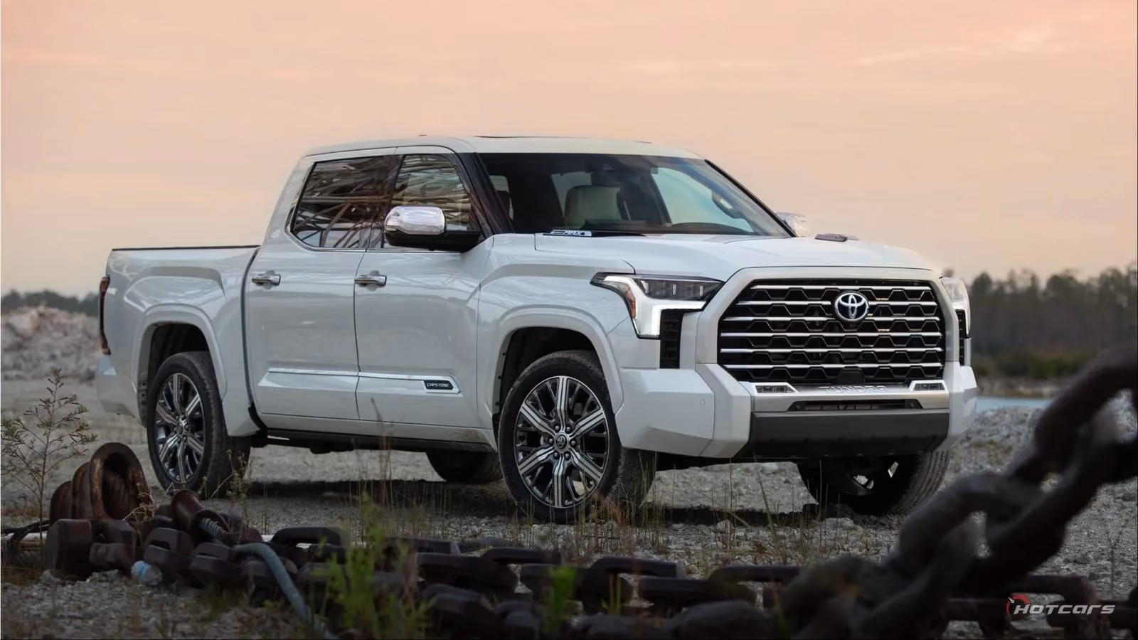 toyota-tundra-capstone-a-luxury-work-truck-that-makes-long-term-sense-image-0