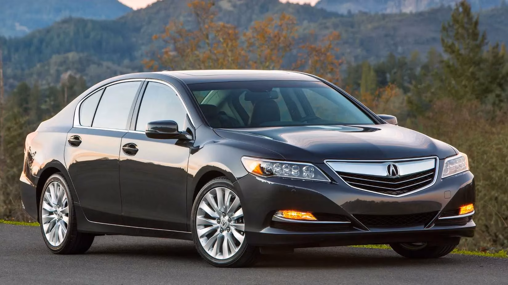 unbeatable-bargains-8-shockingly-reliable-luxury-sedans-under-20k-that-won-t-bite-back-image-5